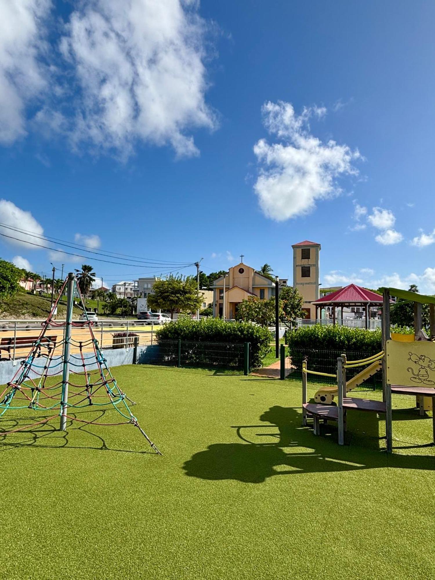 Gite Tournesol - A 2 Min De La Plage Et Du Bourg Anse-Bertrand Екстер'єр фото